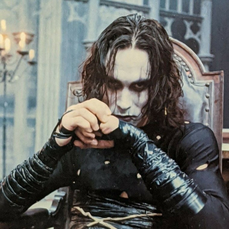 Эрик Дрэйвен Брэндон ли