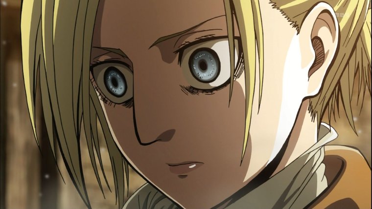 Энни Леонхарт атака титанов