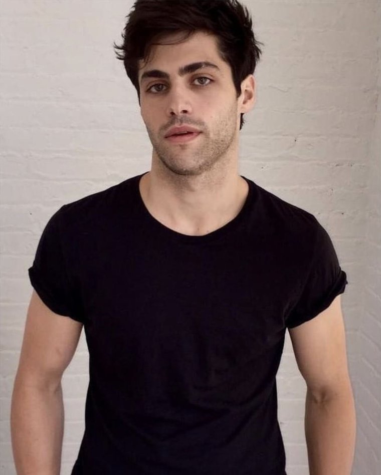 Мэттью Даддарио Алек Лайтвуд