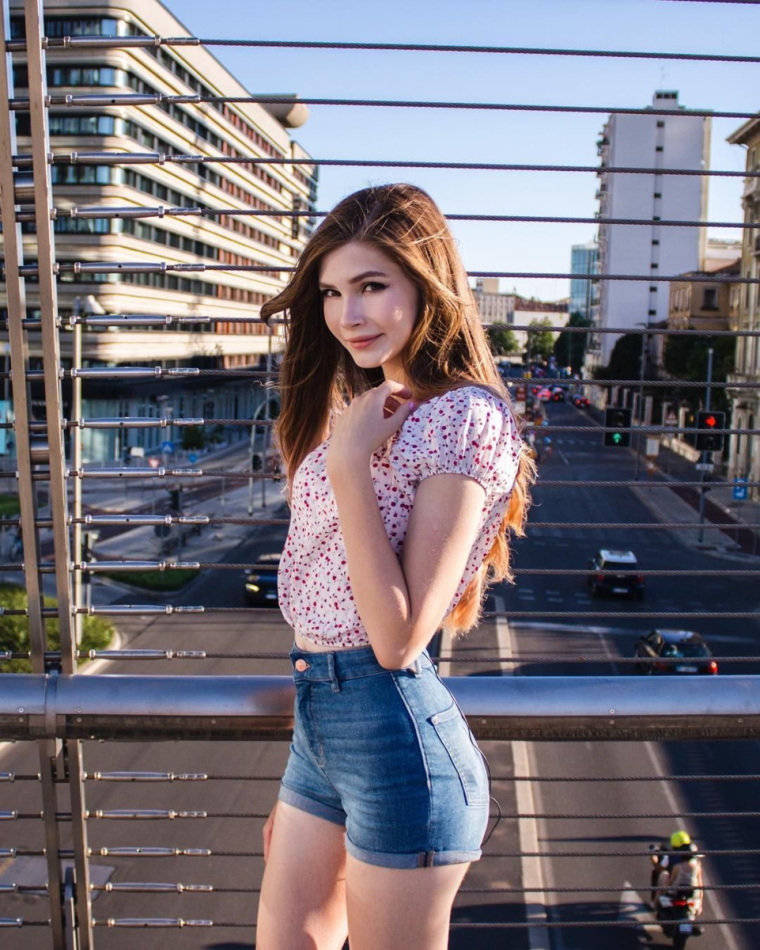 Карина СТРИМСТРИМЕРША