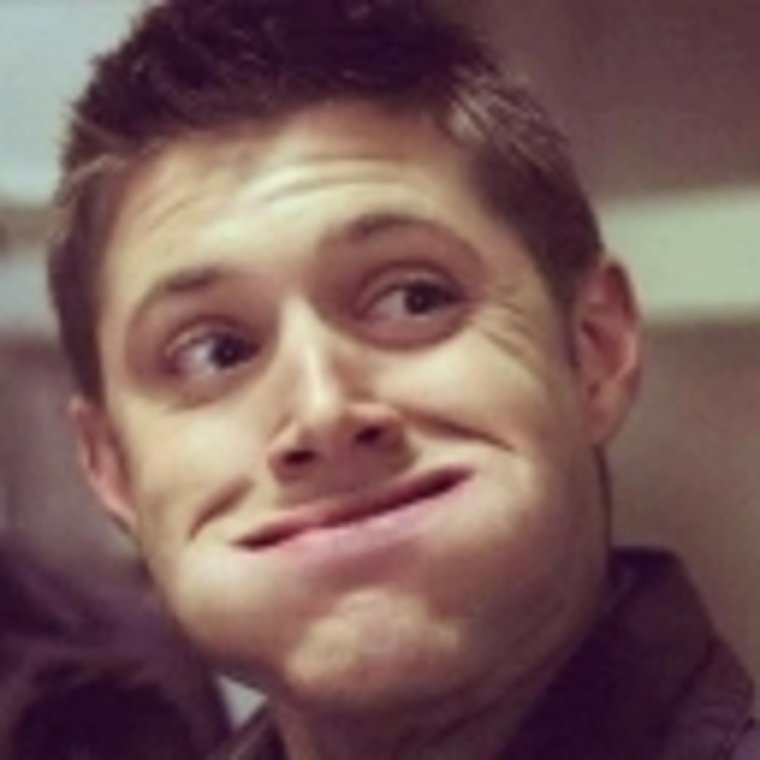 Дин Винчестер корчит рожу