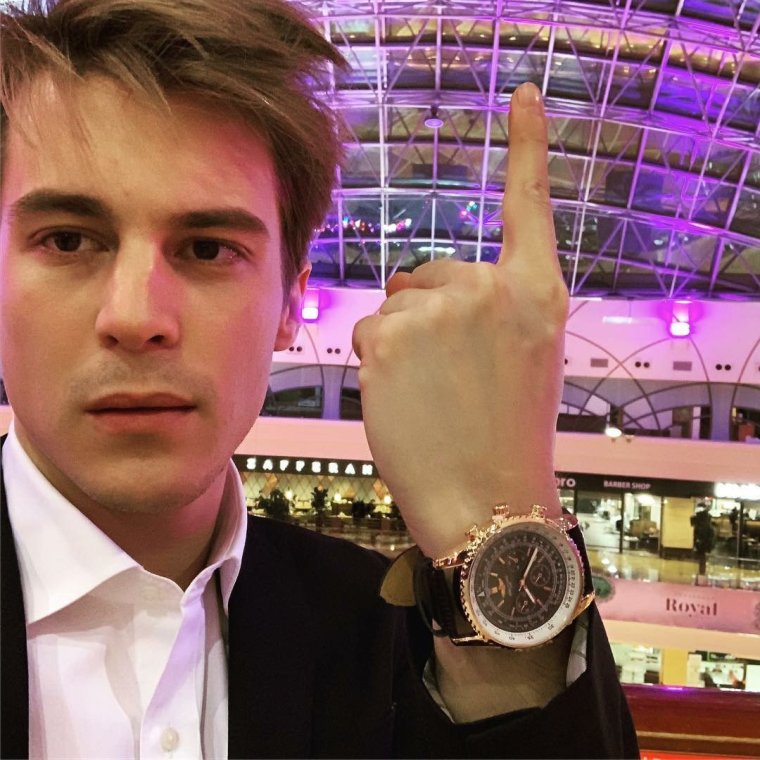 Иван Янковский Петр Хазин