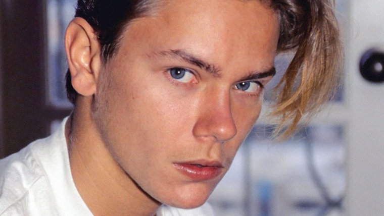 Ривер Феникс фото 1993