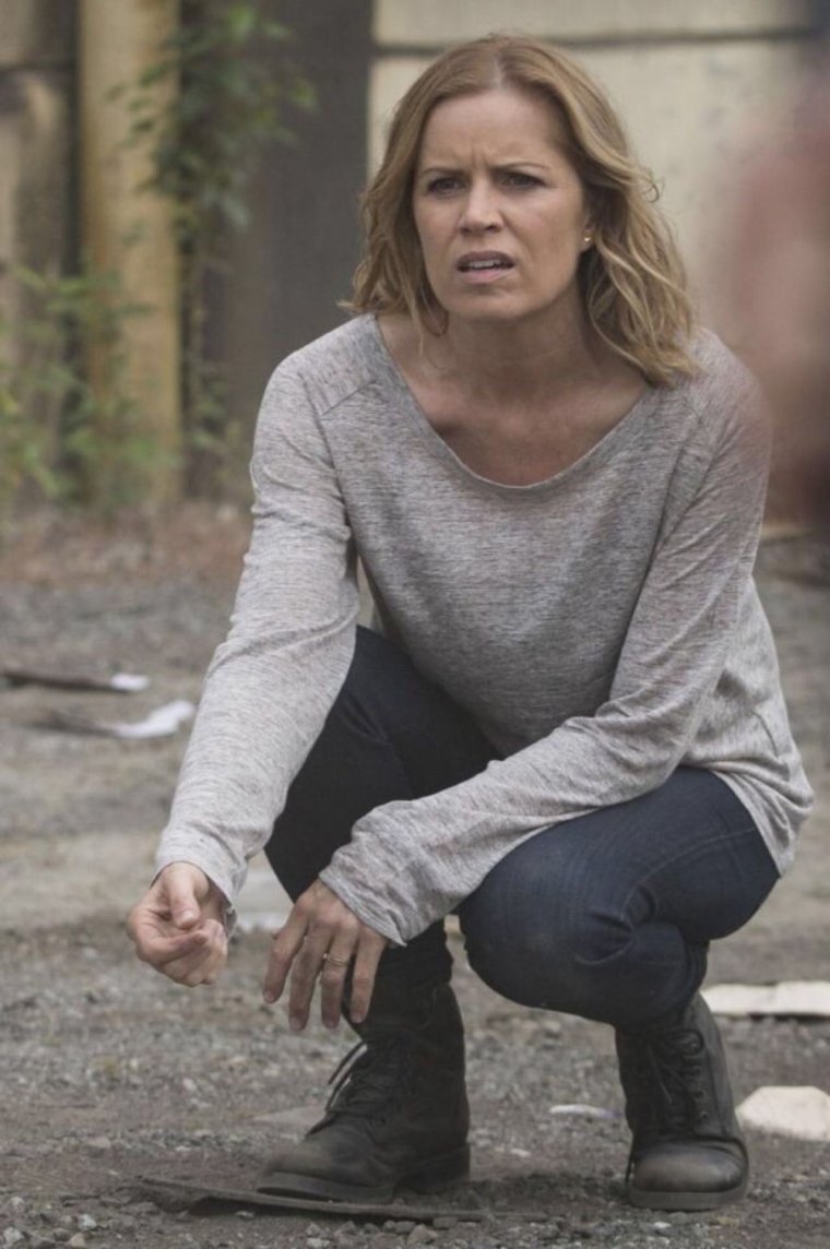 Ким Диккенс карточный домик