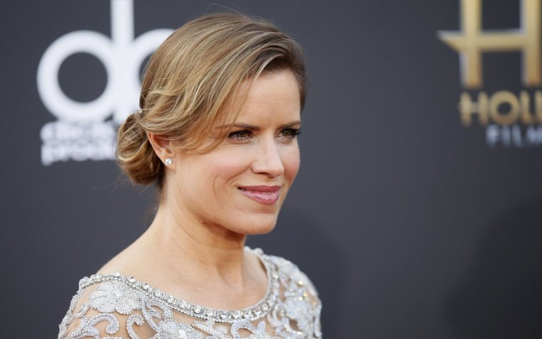 Ким Диккенс неведимкагрудь