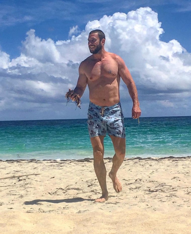 Пабло Шрайбер торс