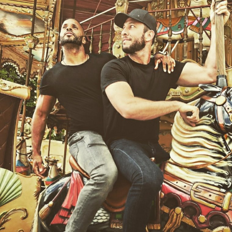 Голый Пабло Шрайбер