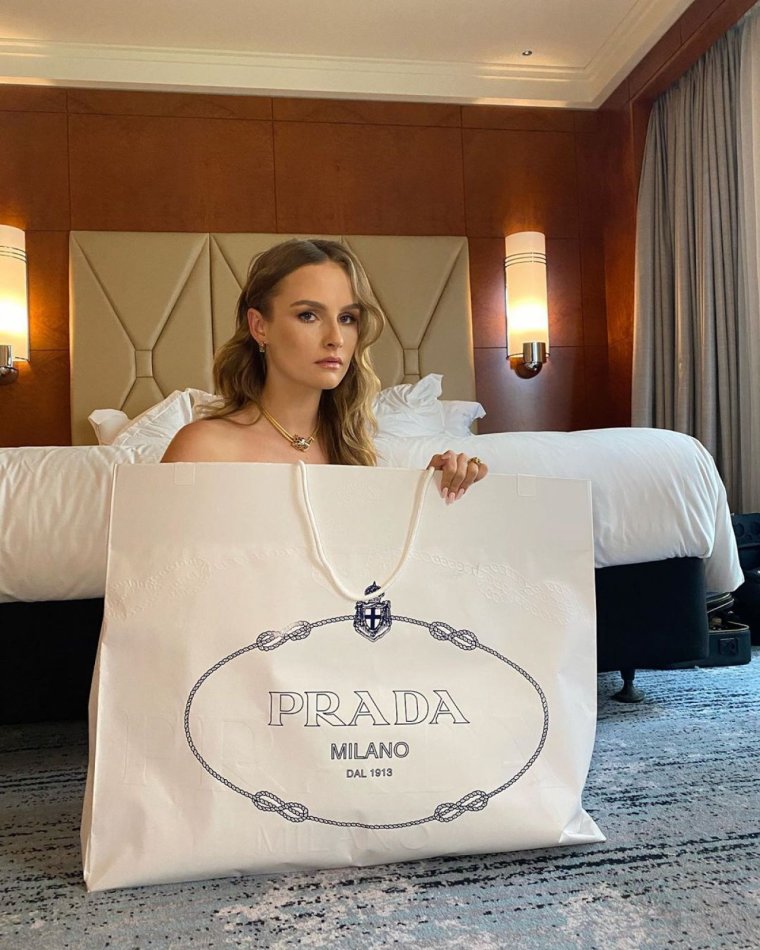 Оливия ДЕДЖОНГ слив