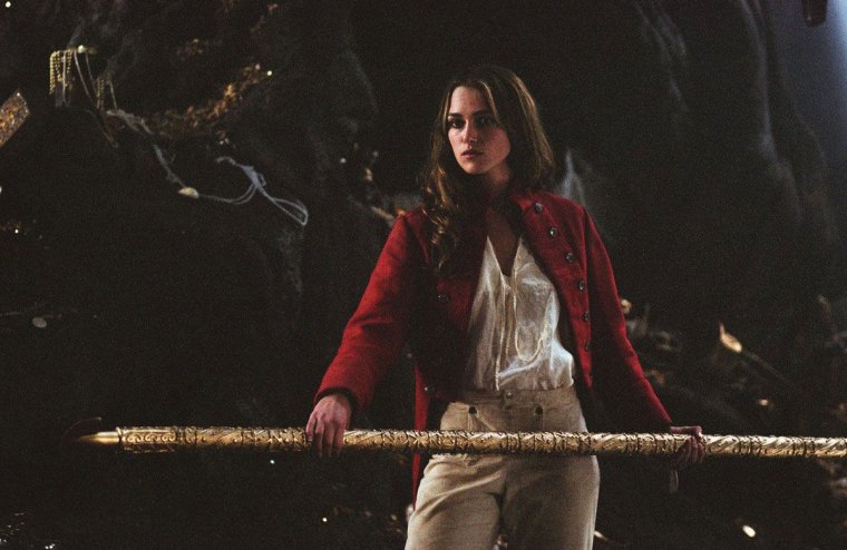 Кира Найтли Элизабет Суонн в платье