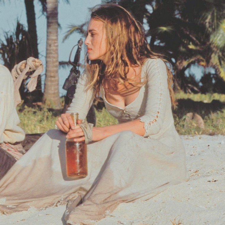 Элизабет Суонн на острове