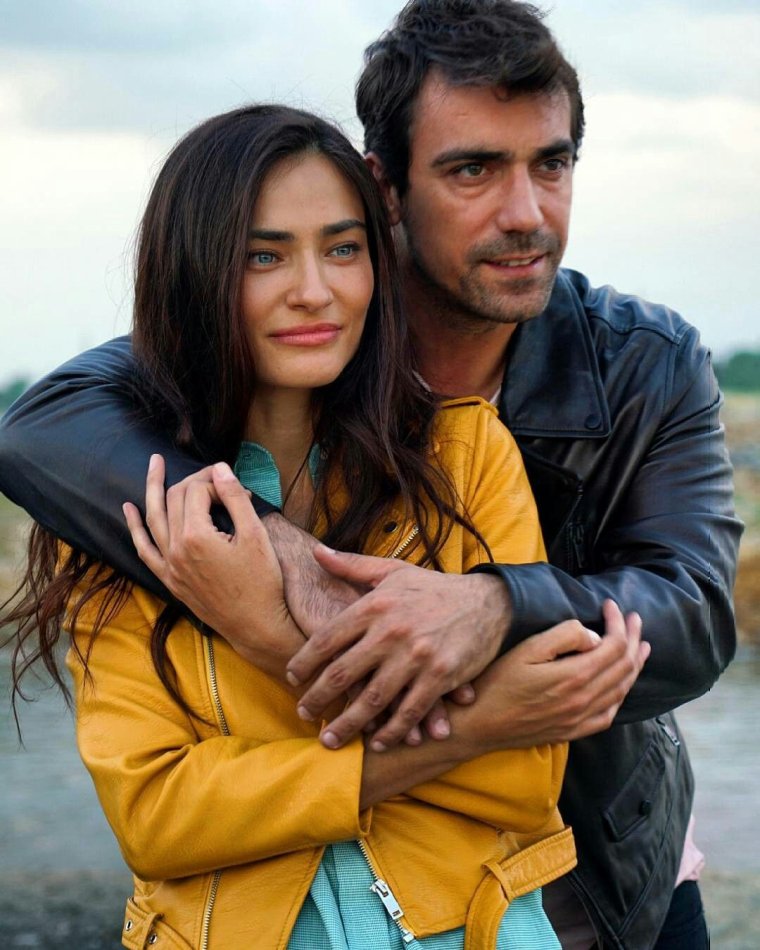 Турецкий сериал с Ибрагимом Челиккол