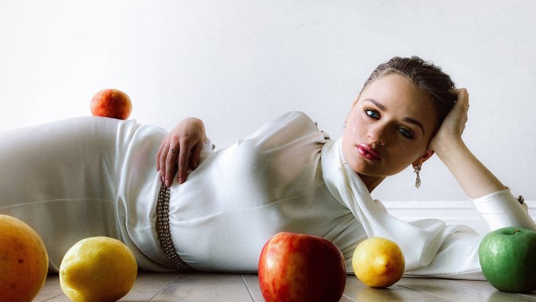 Джоуи Кинг будка поцелуев