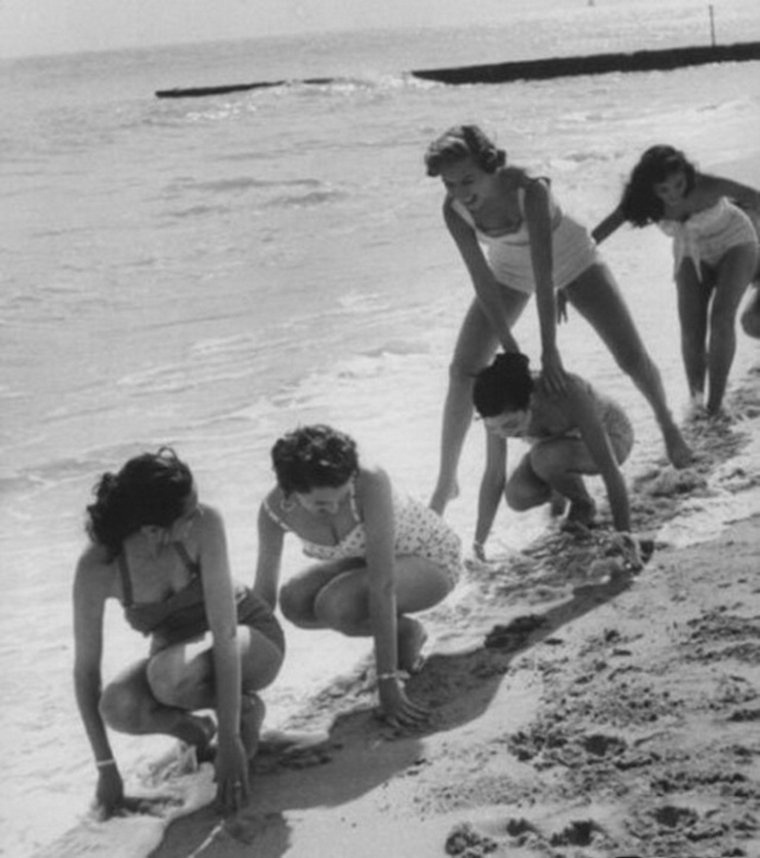 Детский пляж ретро