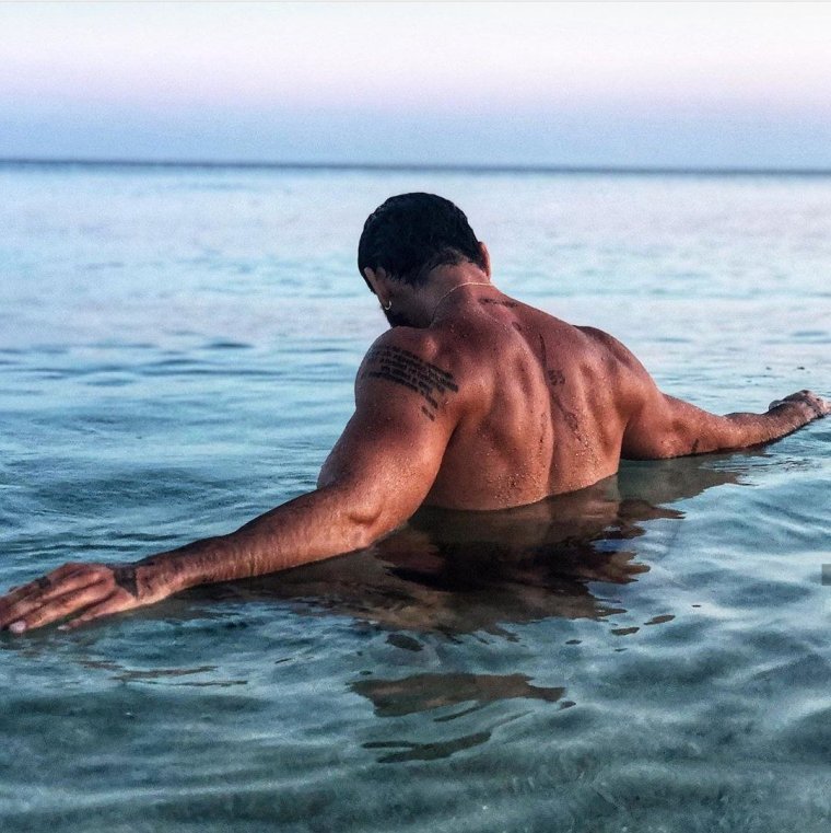 Микеле Морроне 365 дней