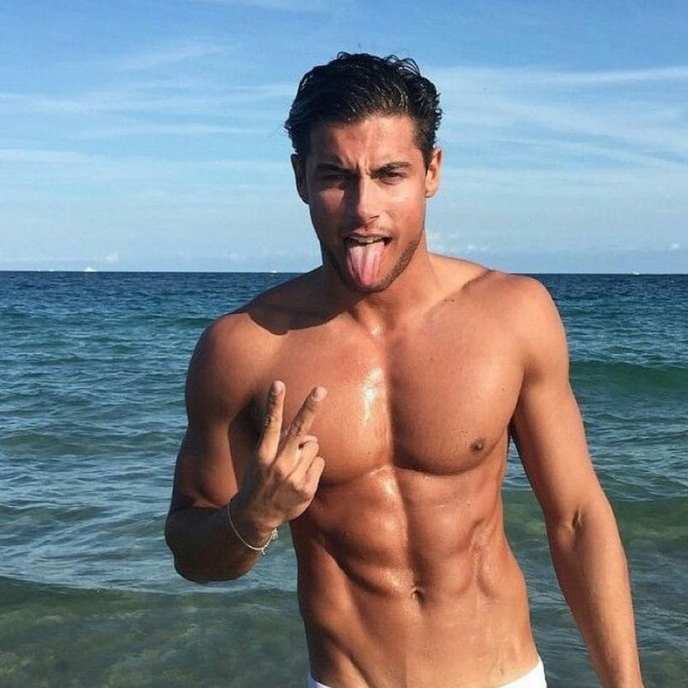 Антон Горностаев Москва