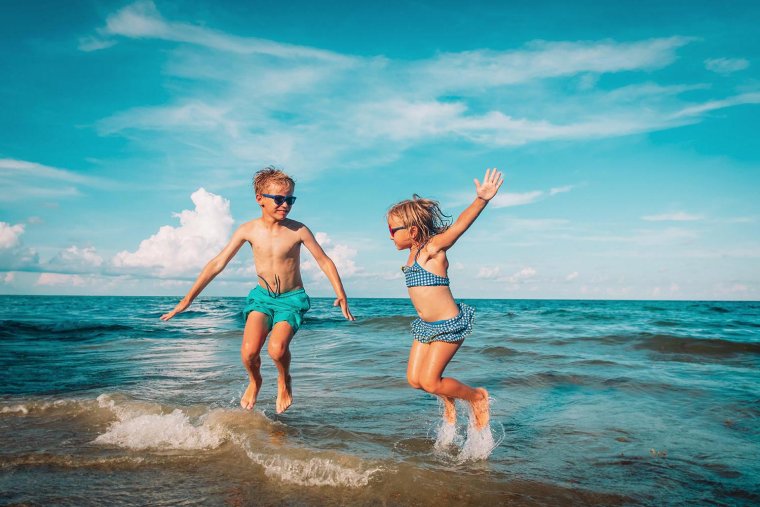 Девочки и мальчики на плэе