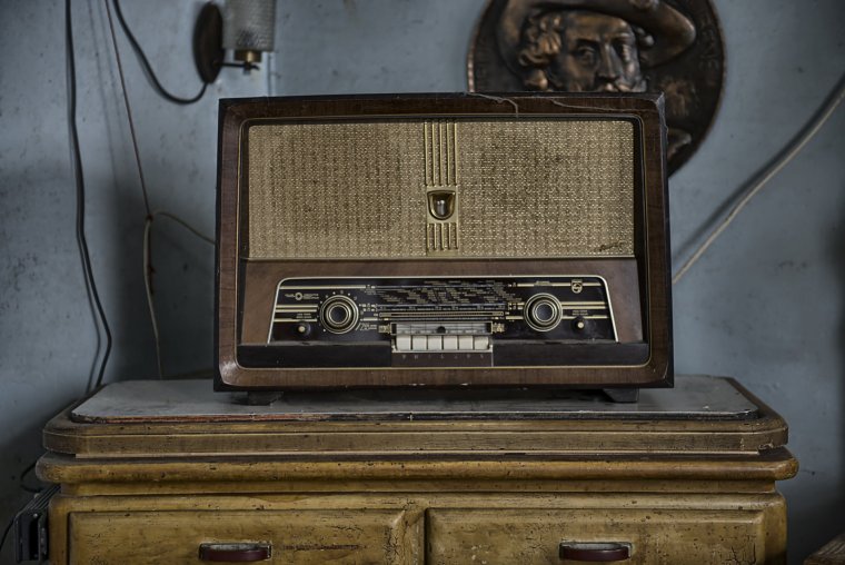 Старый радиоприемник