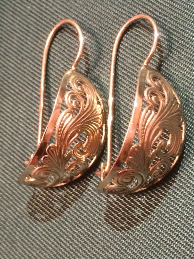 Скань и филигрань с янтарем серьги