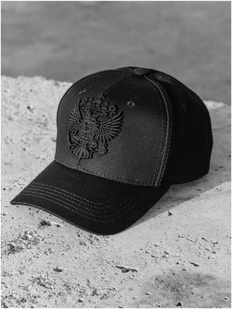 Кепка черная мужская