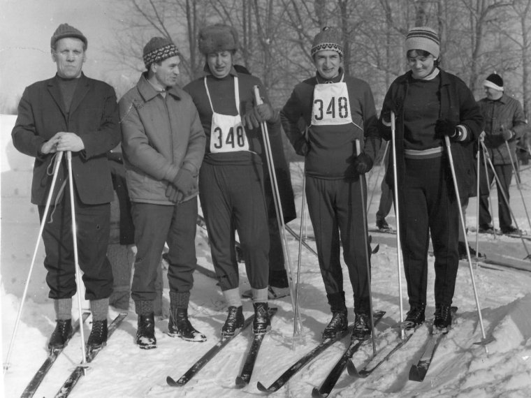 Советские лыжники