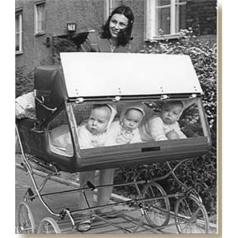 Тройняшек СССР коляска