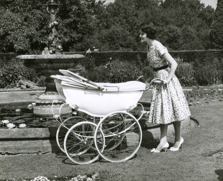 Первые детские коляски