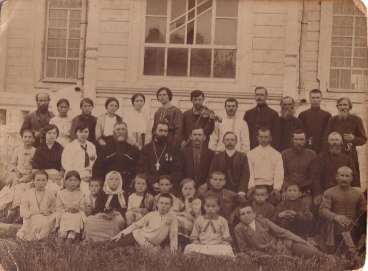 Старинные здания станицы Новопокровской