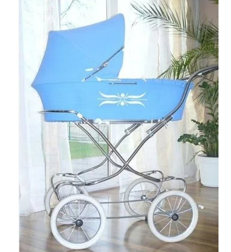 Синяя велюровая коляска Zekiwa