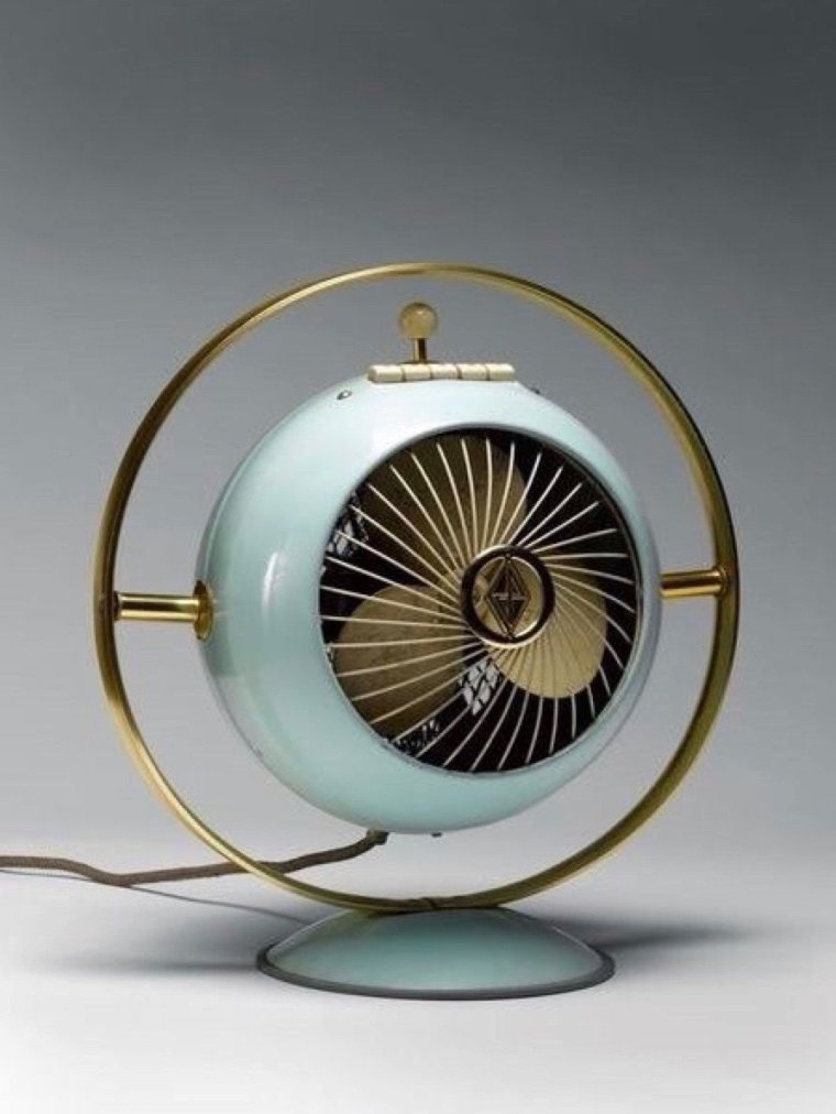 Старинный вентилятор