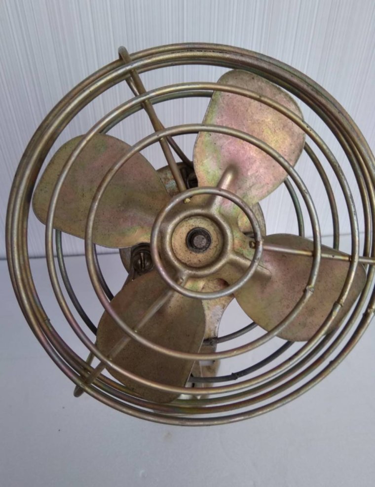 Советский автомобильный вентилятор