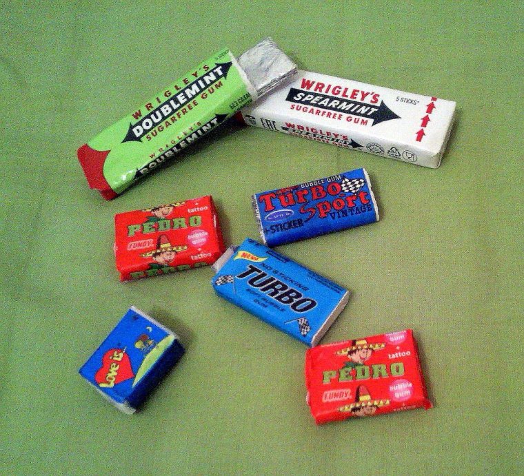 Жвачки и конфеты 90-х