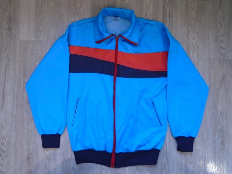 Вайб 90х олимпийки