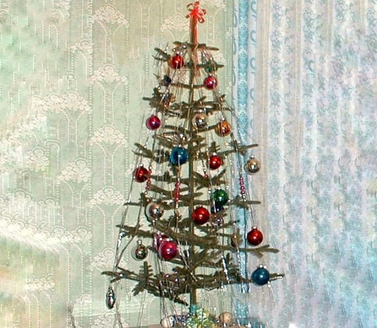 Советская искусственная елка