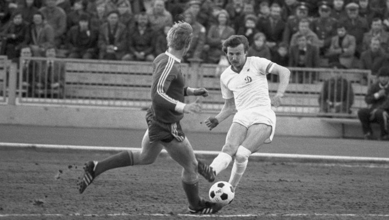 Юрий Курненин футболист