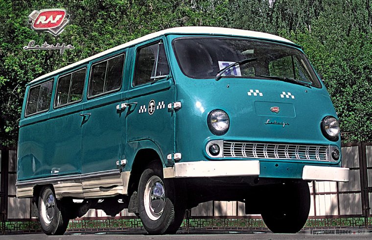 Машина РАФ 977