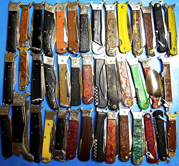Коллекция перочинных ножей СССР Ворсма