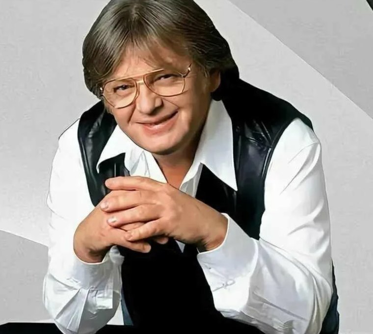Юрий Антонов