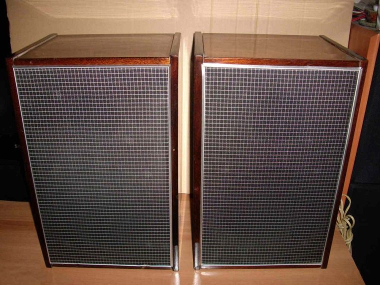 Колонки от Веги 10 Mac 1