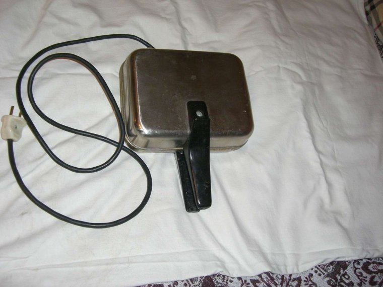 Терморегулятор для электровафельницы