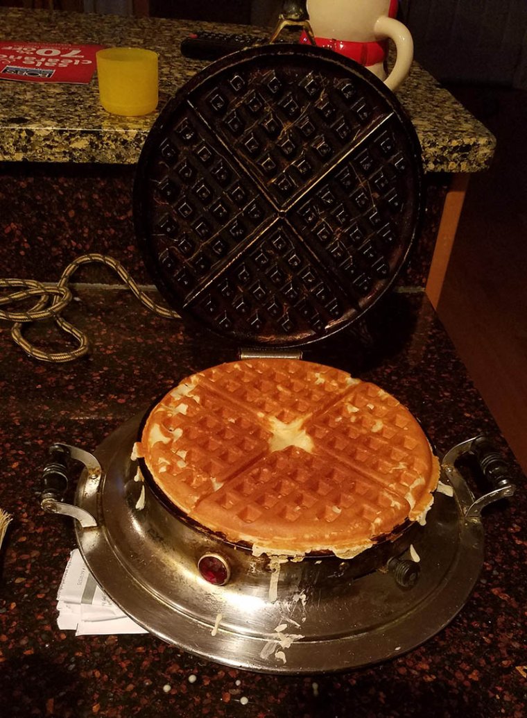 Старые электровафельницы