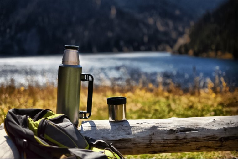 Термос Stanley на природе