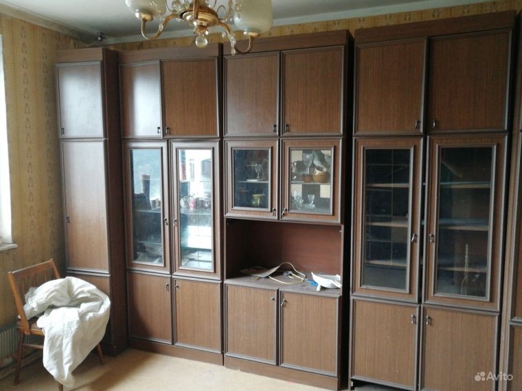 Старые чешские стенки для гостиной 80 годов