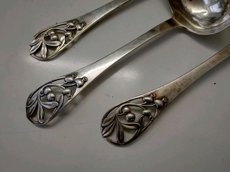 Столовые приборы половники