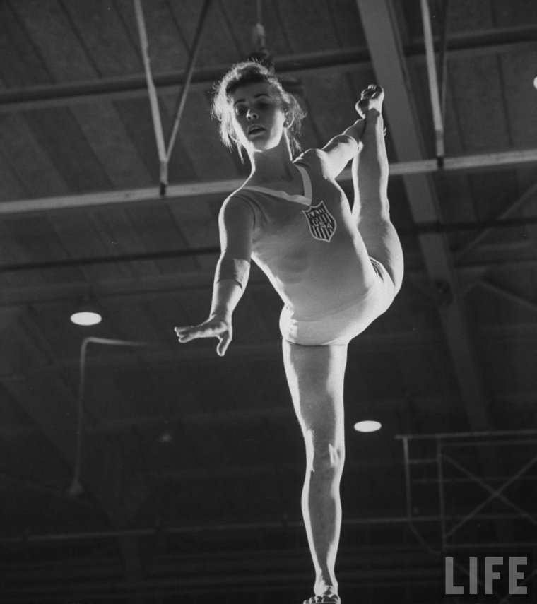 Владимир Беляков гимнаст