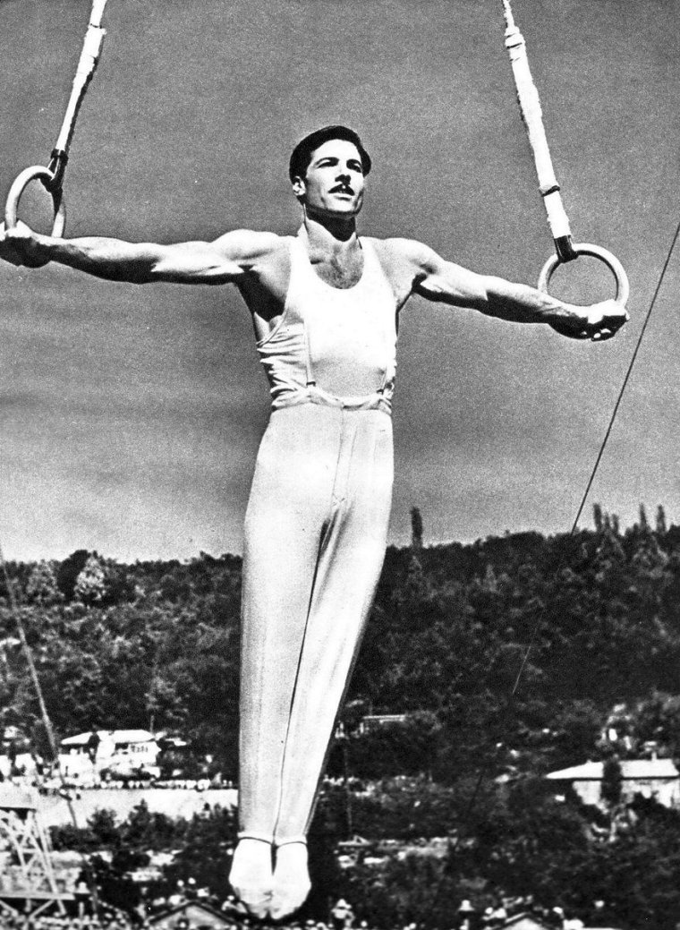 Альберт Вагаршакович Азарян