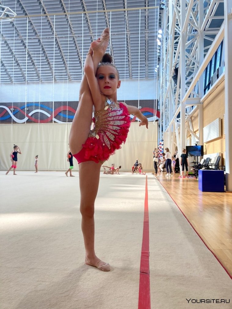 Лина Гнировская художественная гимнастика