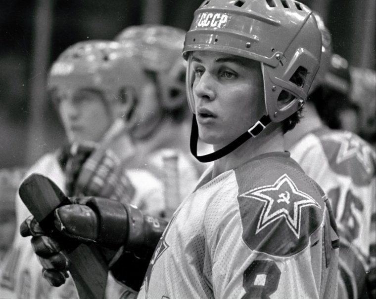 Игорь Ларионов Советский хоккеист