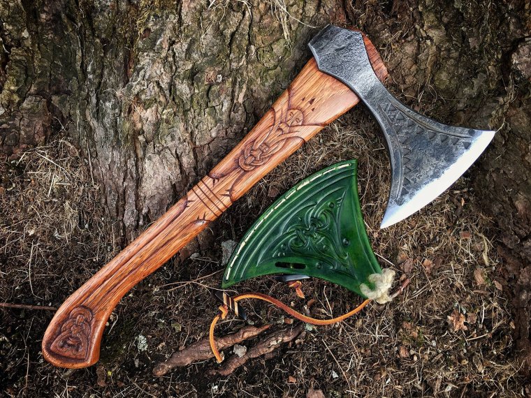 Скандинавский топор викингов топорище