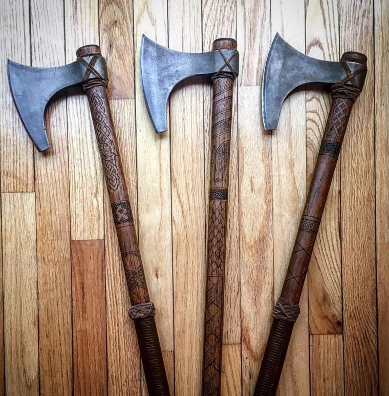 Боевой топор викингов