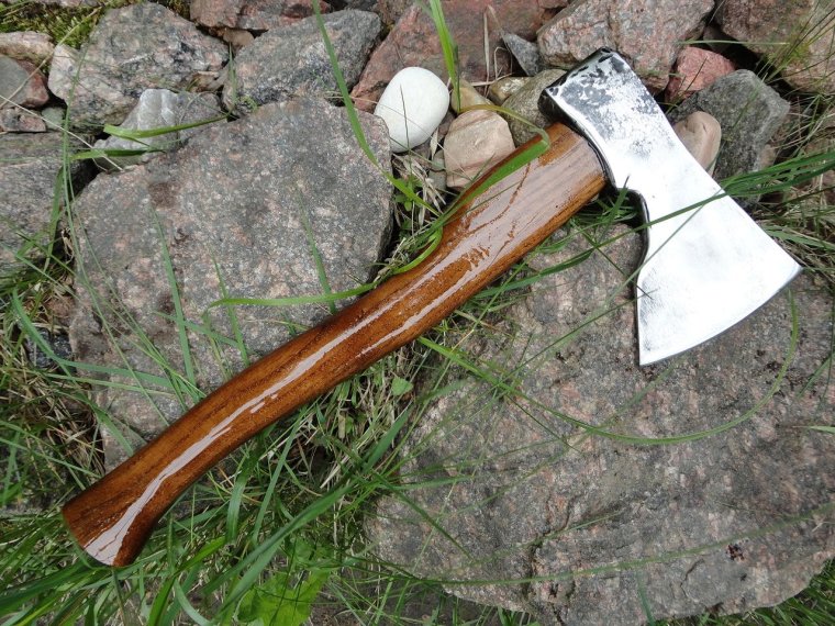 Старинные топоры